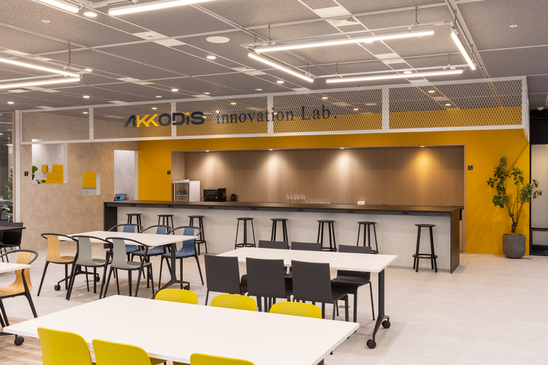 【Lab. Cafe】社内外の人財が参加するイベントを開催し、交流を促進