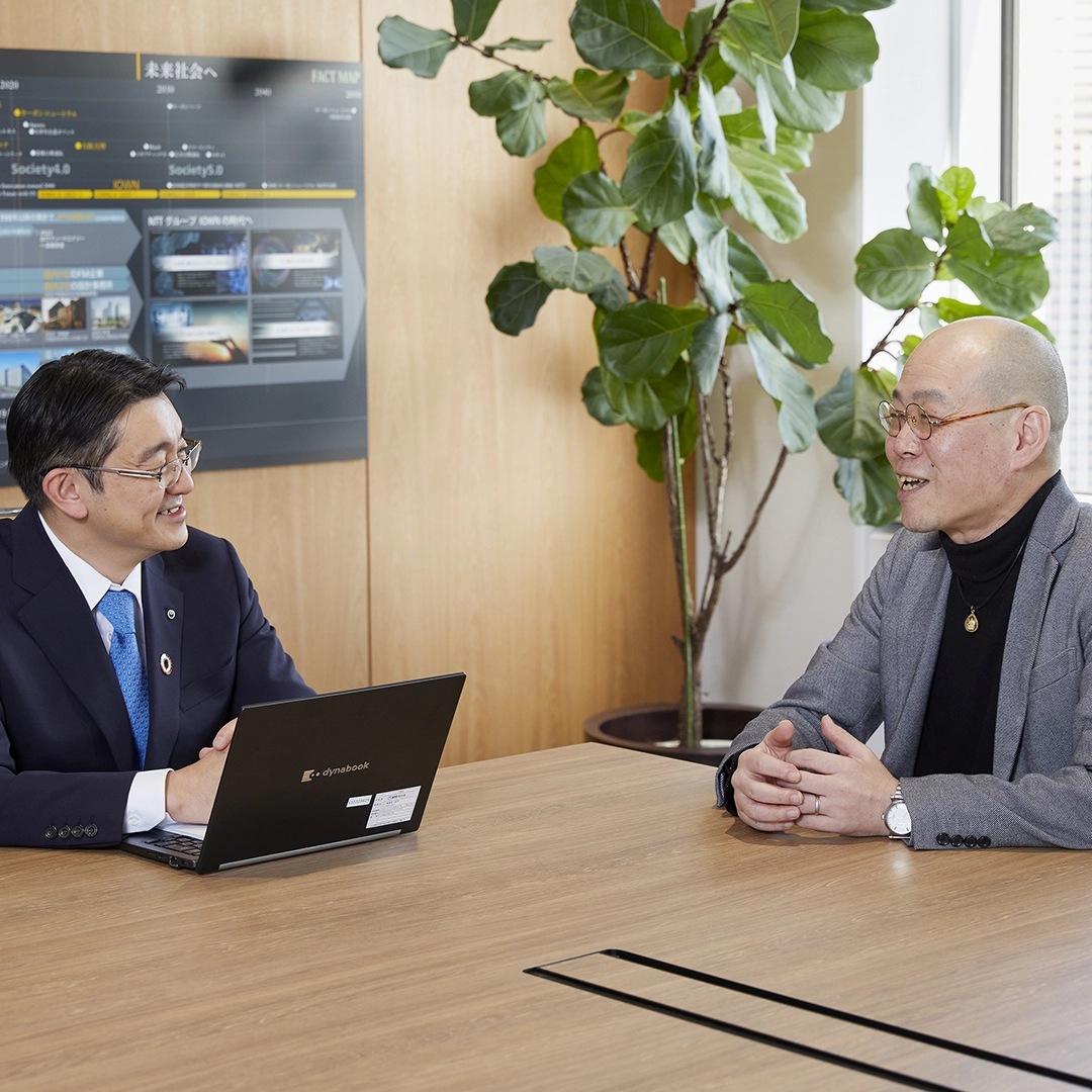 NTTファシリティーズ 茂川氏とAKKODiS 石川